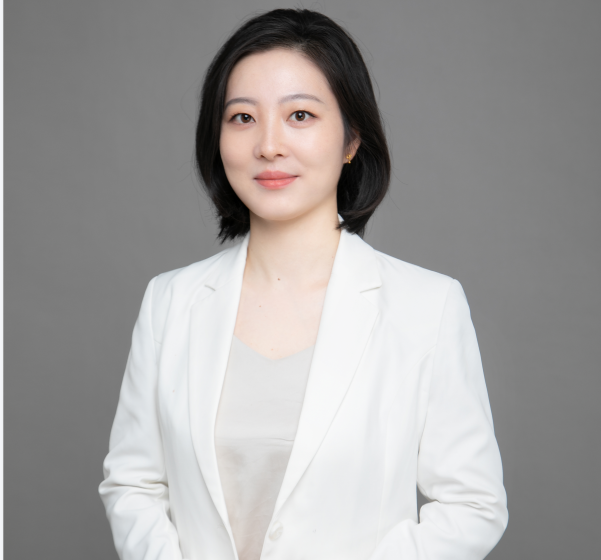 Tina 深圳总部客服经理